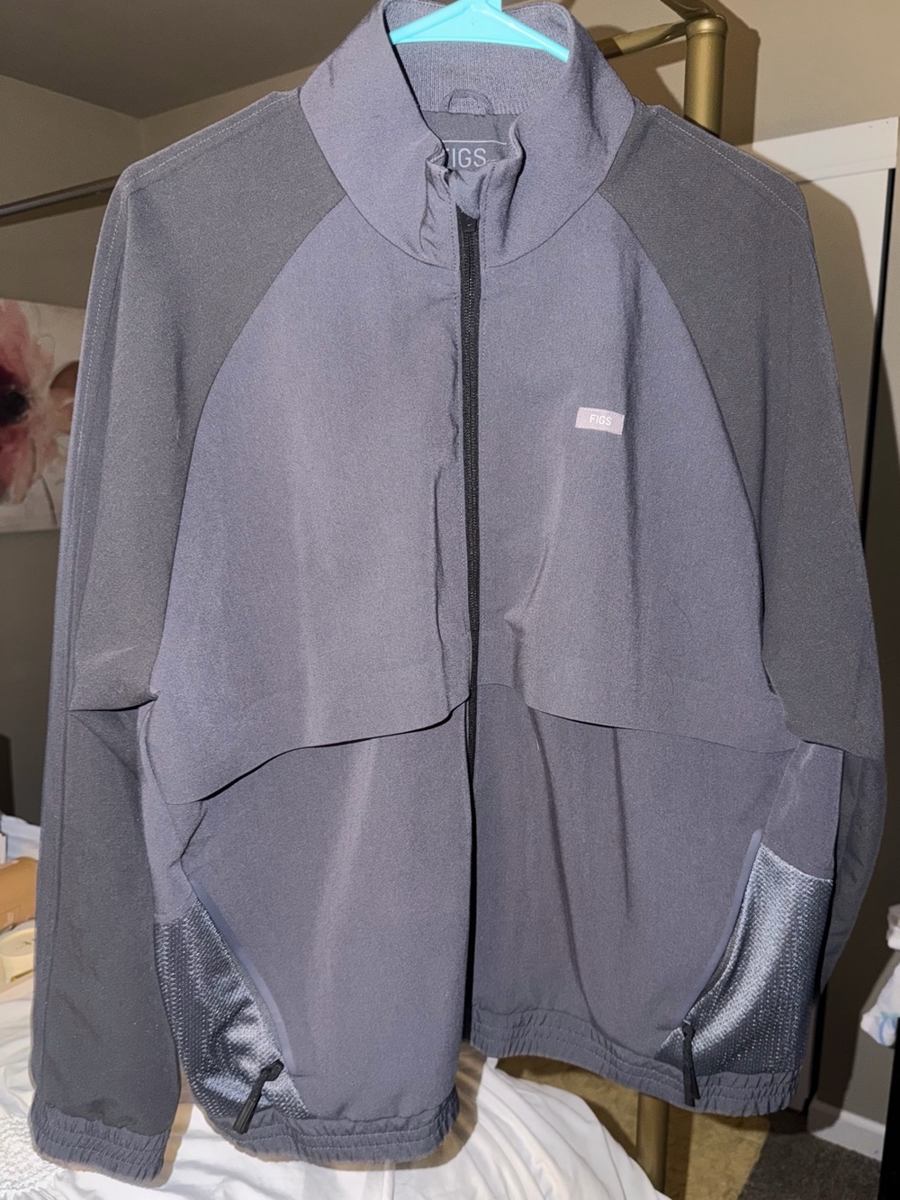 Figs Women's Charcoal and Dark Gray Utility Jacket